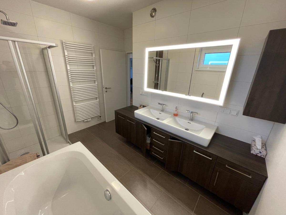 Penthouse Wohnung Am Radweg Mit Dachterasse Waidhofen an der Thaya Kültér fotó
